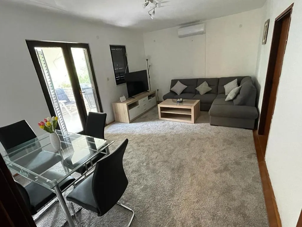 Holiday home Apartman Rome Villa Privlaka  Croatia